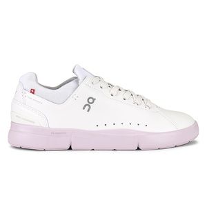 THE ROGER Advantage Sneaker in White & Lily — Size 9
